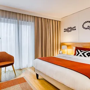 **** Aparthotel Citadines Michel Germania